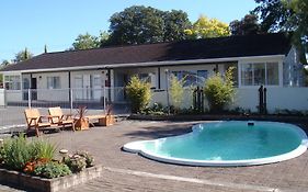 Acorn Estate Motel